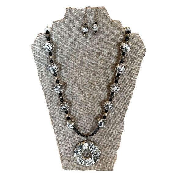 Handmade Polymer Clay Statement Necklace and Earring Set Black White Silver Tone - Picture 1 of 9